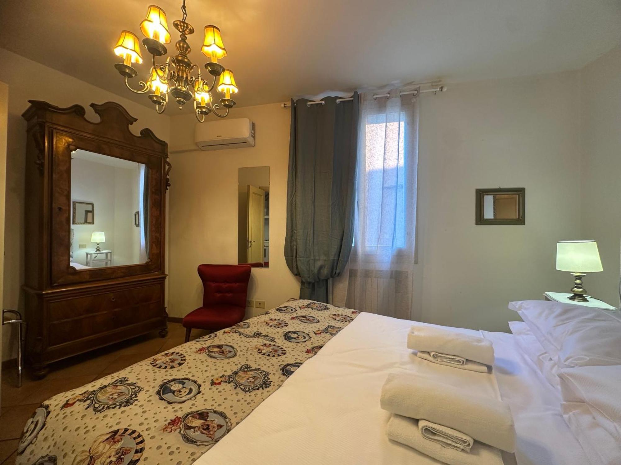 Aparthotel Bohemien Pop Casa Vacanze à Bologne Extérieur photo
