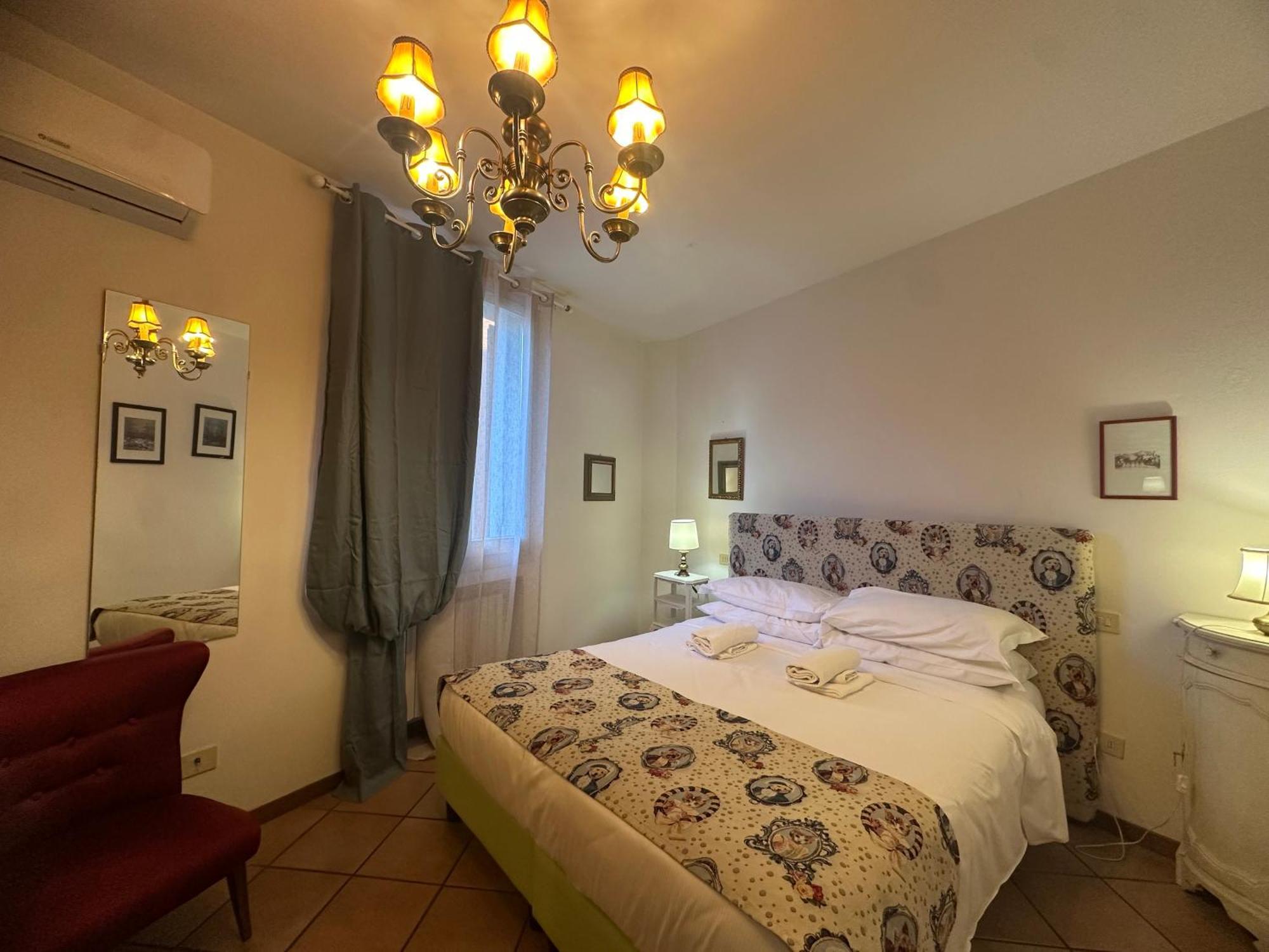 Aparthotel Bohemien Pop Casa Vacanze à Bologne Extérieur photo